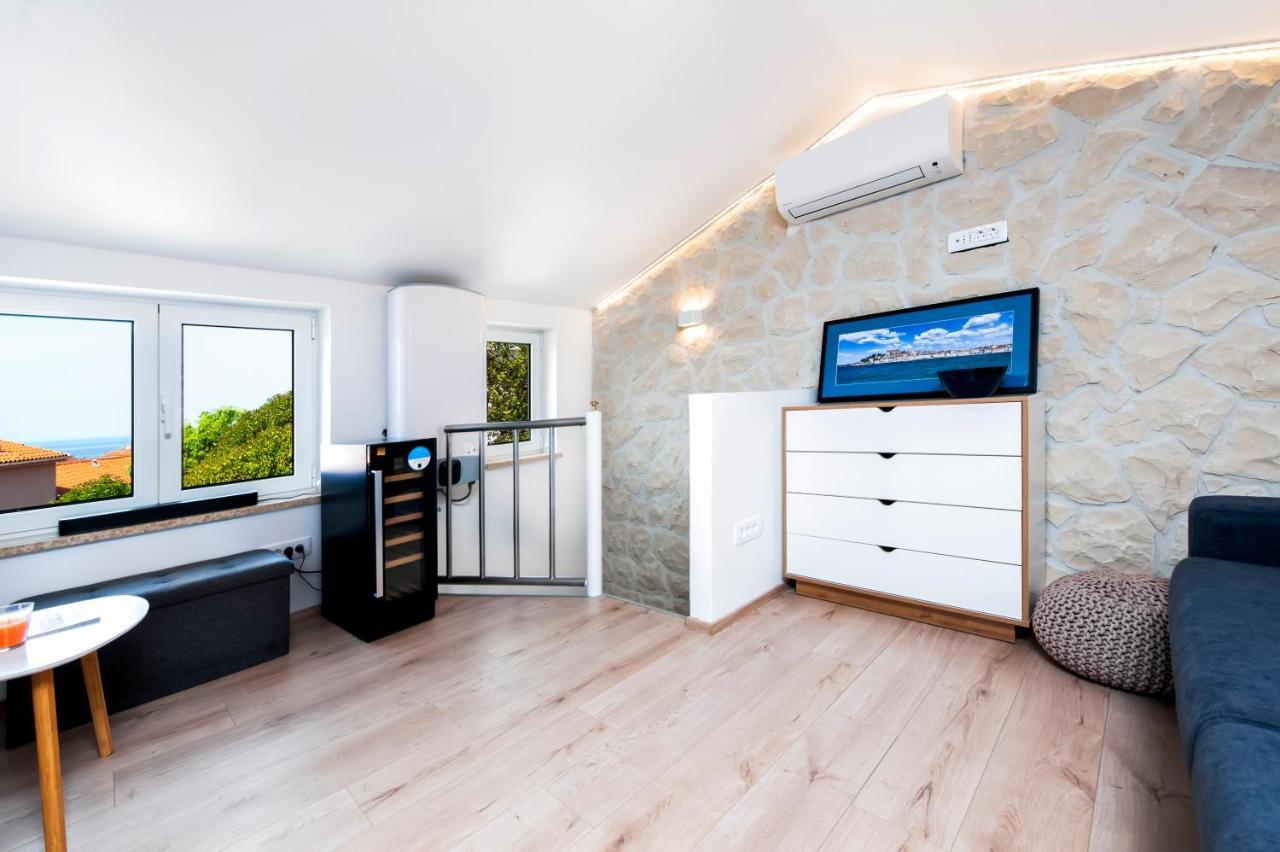 Вилла Casa Bellavista Sea View Ровинь Экстерьер фото
